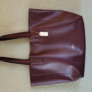 Coach Derby Tote dark maroon